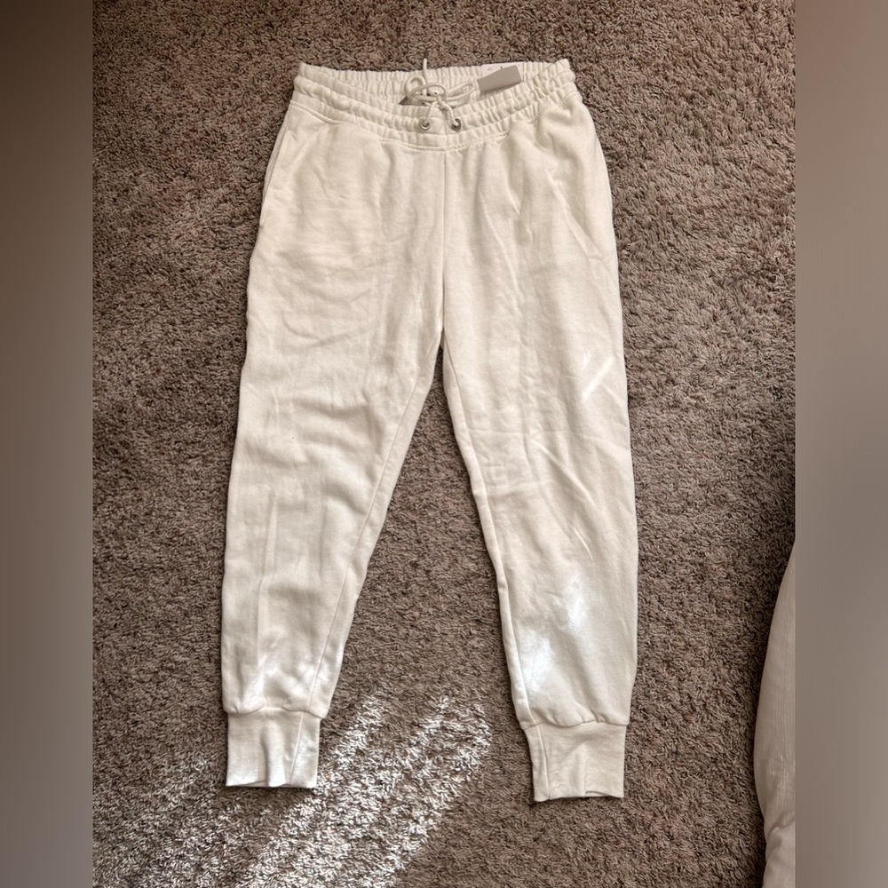 white sweatpants size small, Cotton On